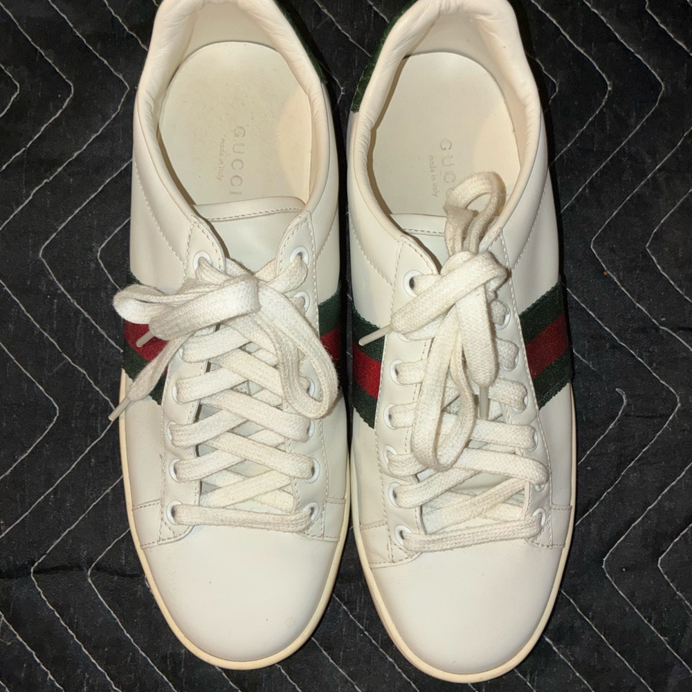 Gucci White Leather Sneakers with Red and Green Accents women shoes